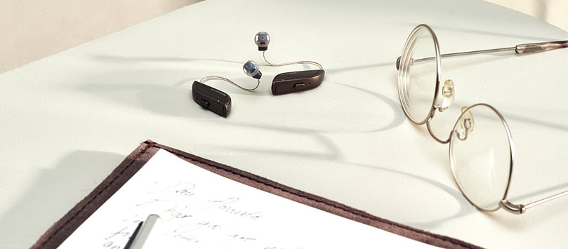 補聴器｜マッサージチェアのパイオニア フジ医療器（1954年創業の美と
